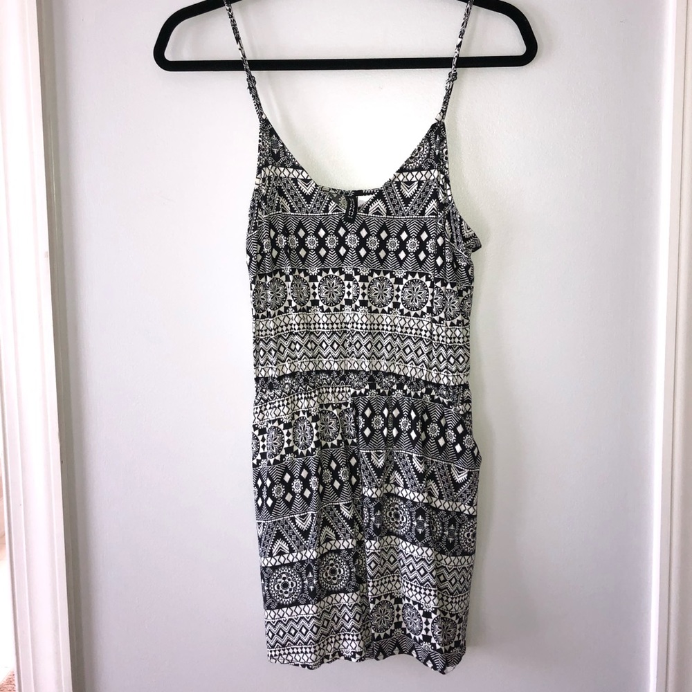 H&M Navy Blue/Cream Patterned Romper With Pockets
